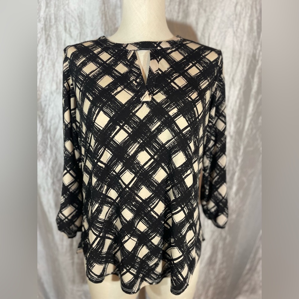 Cure. Black/ beige blouse size M